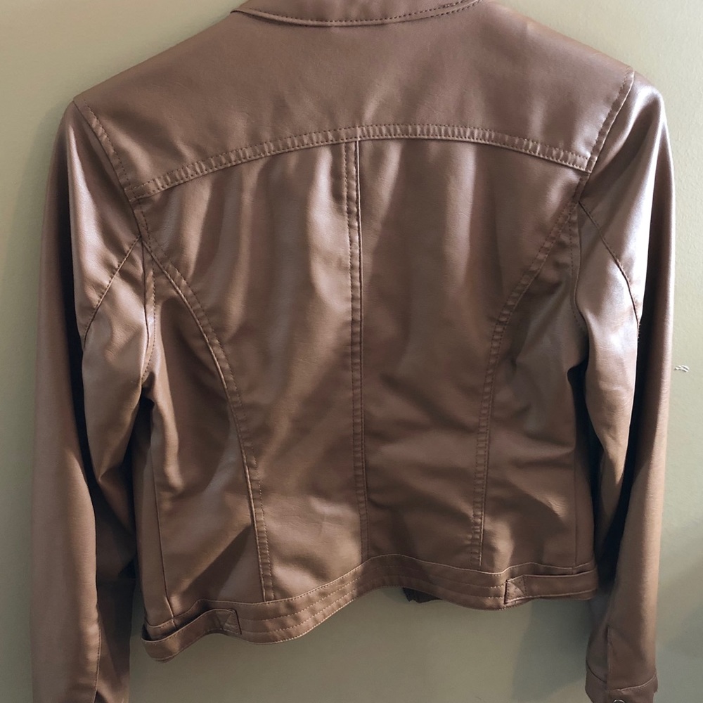 Tan Jacket! - Picture 2 of 3